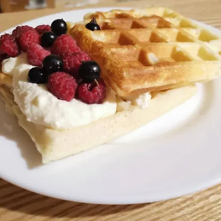 Lodge біла Verkhne-Studenyy