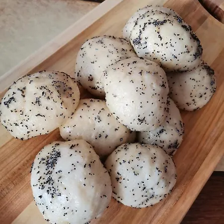 біла * Verkhne-Studenyy