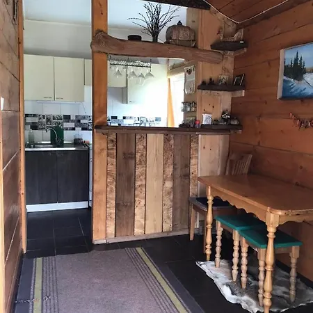 біла * Verkhne-Studenyy