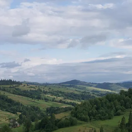 біла * Verkhne-Studenyy